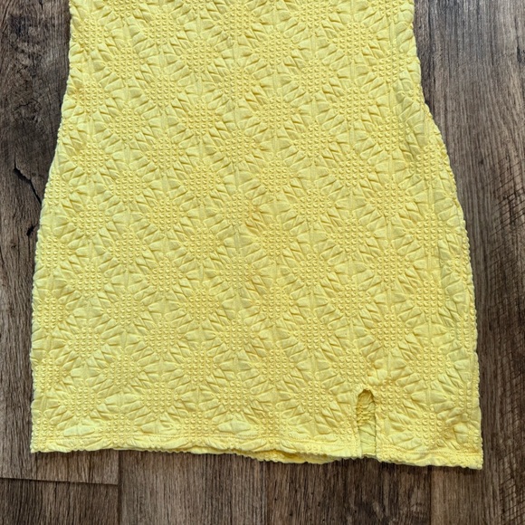 Wild Fable Women Yellow Halter Mini Dress Smocked Bodycon Summer Size Large NEW - Picture 5 of 12